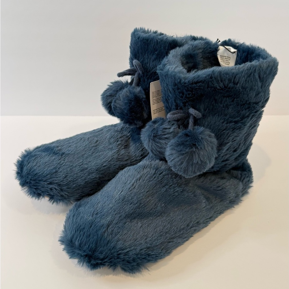 Mixit Blue Fuzzy Slippers